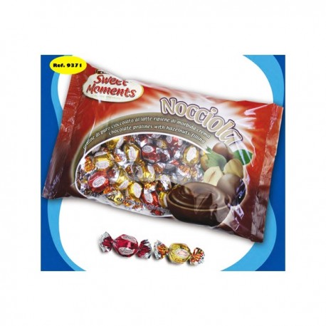 BOMBONES RELLENO CREMA DE AVELLANA BOLSA 1 KG